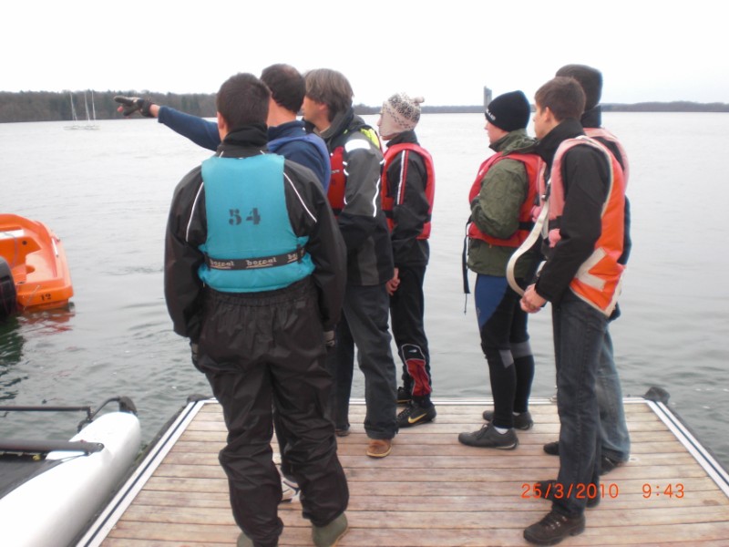 http://www.saint-luc-mons.be/stluc/documents/images/voile03.jpg