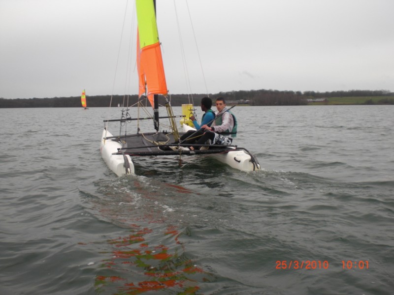 http://www.saint-luc-mons.be/stluc/documents/images/voile07.jpg